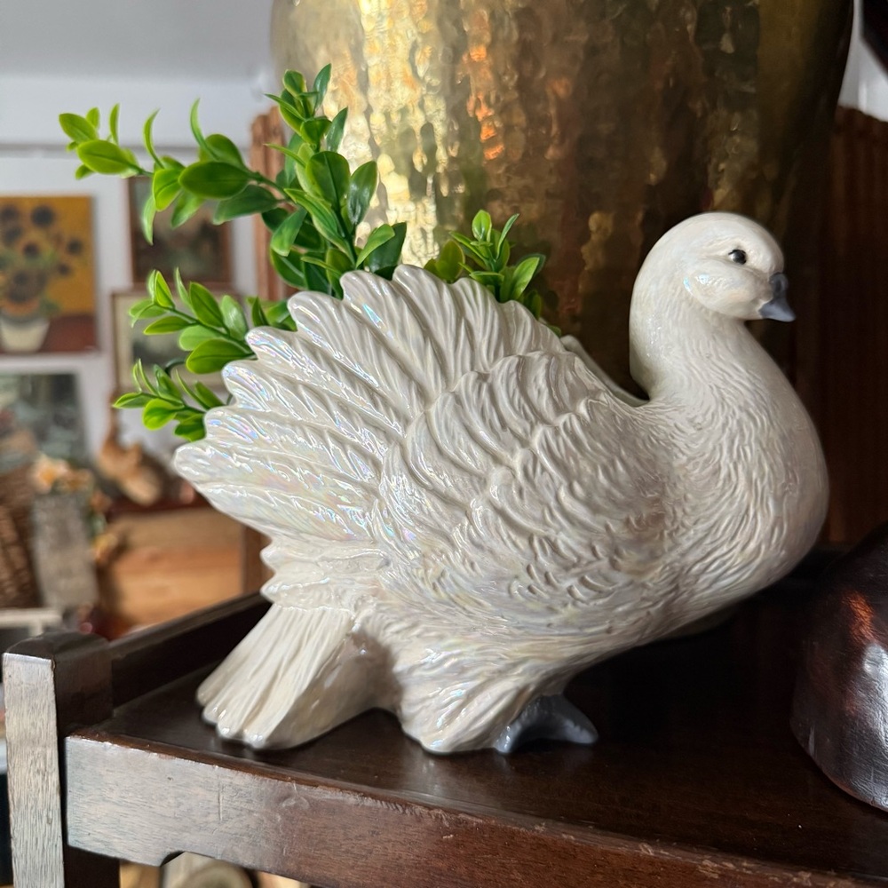 Elegant Cream Ceramic Dove Planter